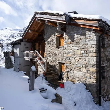 Haus Zer Traechu Saas-Almagell